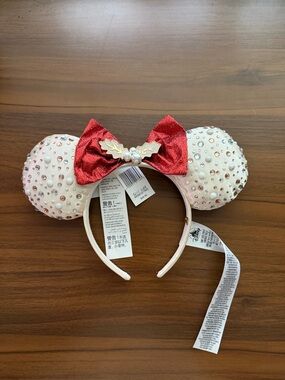 Disney BaubleBar Christmas Minnie Ears Red Bow Pearl Rhinestone NWT